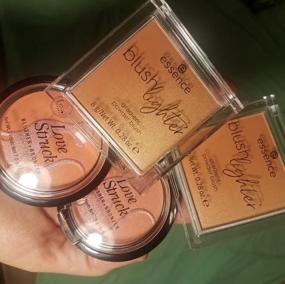 Essence and J.Cat blushes - Picture 3 of 3